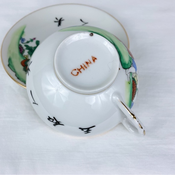 Vintage Chinese Hand-painted Teacup & Saucer - Picture 4 of 4